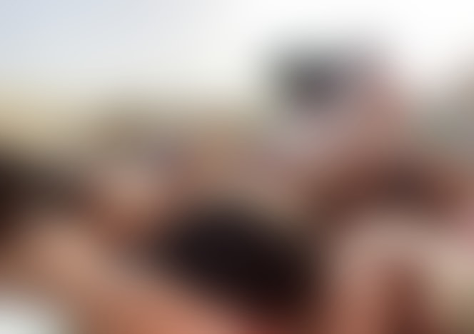 225_Poolside_Sex_with_LeoLulu_and_Luna